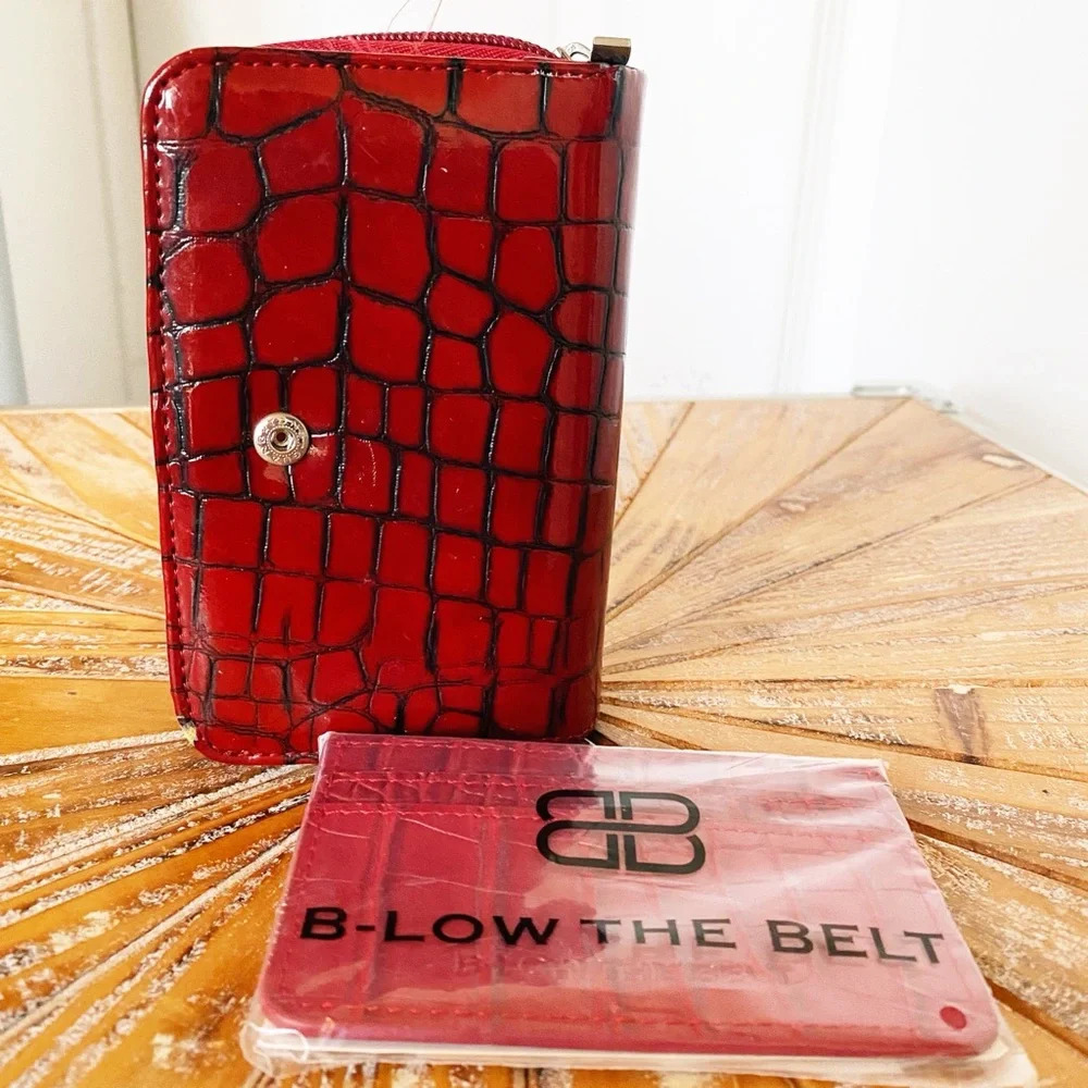 NWOT B-low the Belt Red Faux Croc Card Holder with Gold Tone Hardware - Picture 7 of 7